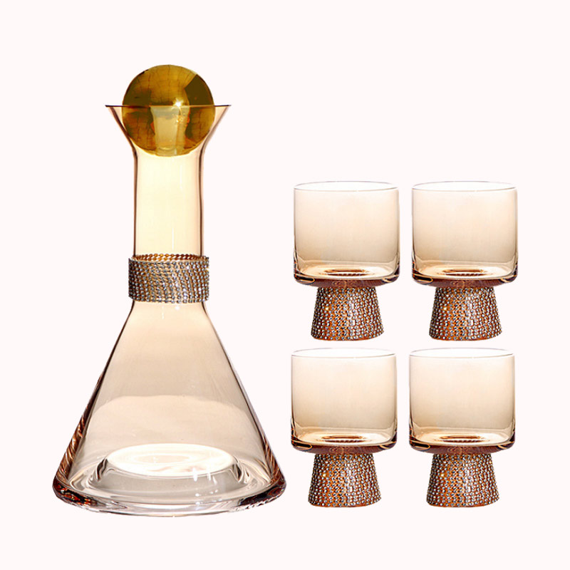 סט בקבוק קריסטל ו-4 כוסות - ריינסטון ענבר 1