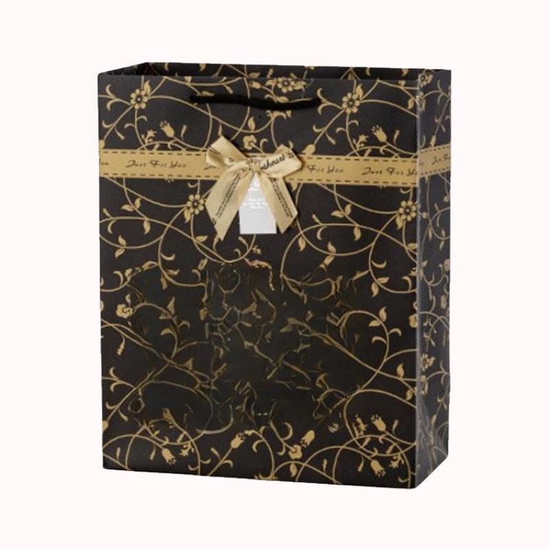 שקיות קרטון מודפס שחור וזהב 30/12/40- 10 יח 1