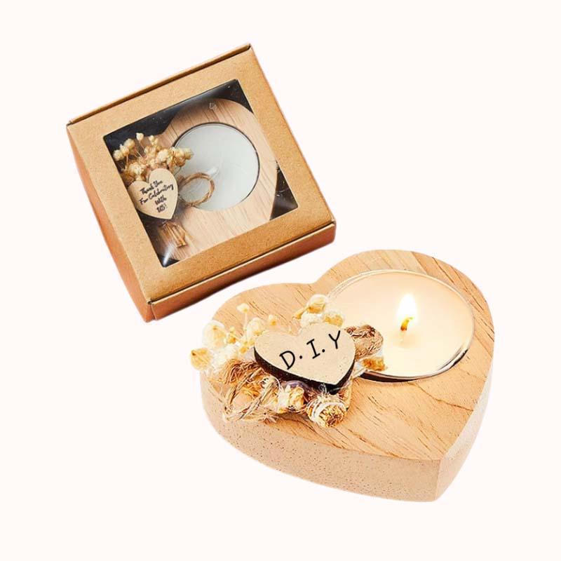 פמוט עץ בצורת לב למתנת חתונה 1