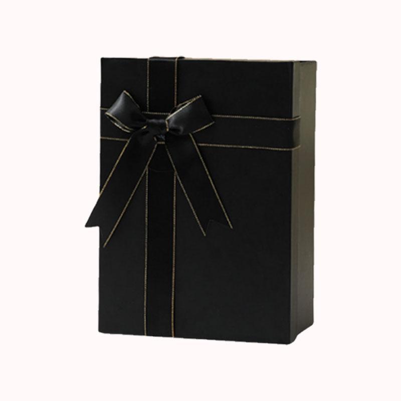 אריזת מתנה עם סרט - 5 יח שחור גדול 1