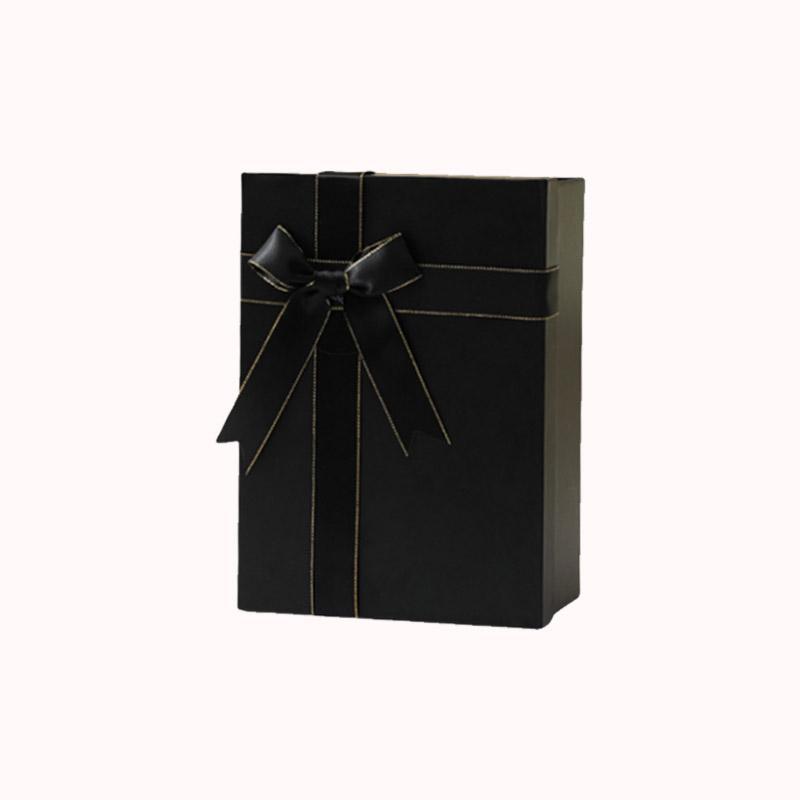 אריזת מתנה עם סרט - 5 יח שחור קטן 1