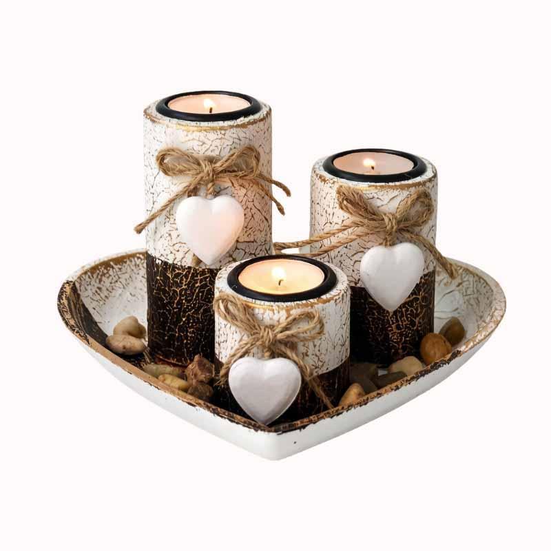 סט פמוטי עץ כפריים עם מגש בצורת לב 1